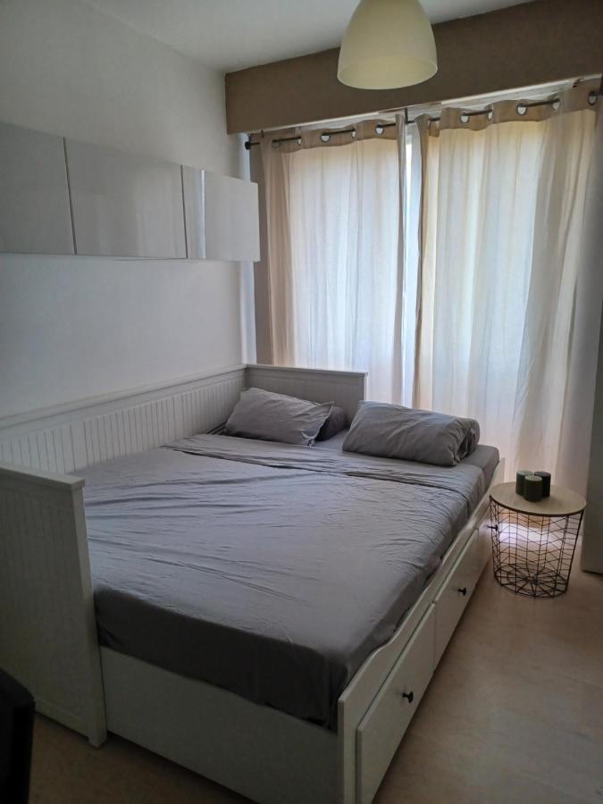 Studio A Nice Avec Piscine Bagian luar foto